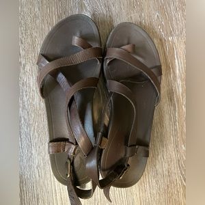 Olukai brown sandals